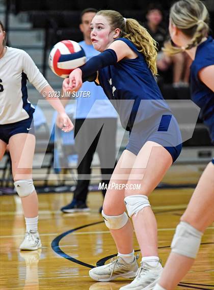 Thumbnail 2 in College Station vs Lake Creek photogallery.
