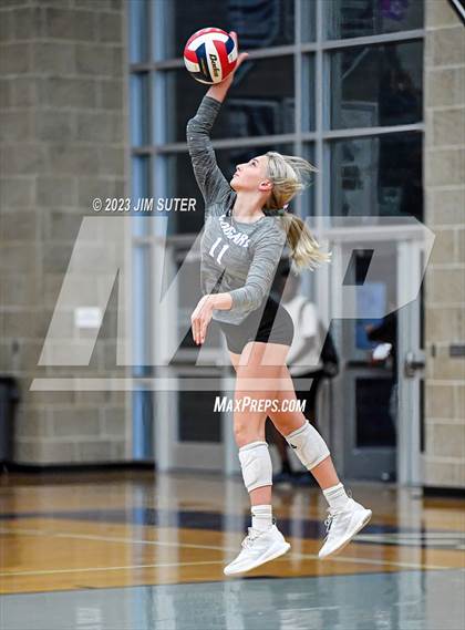 Thumbnail 2 in College Station vs Lake Creek photogallery.