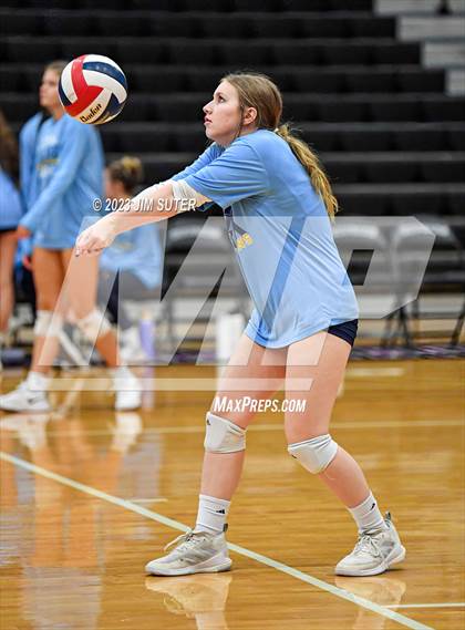 Thumbnail 2 in College Station vs Lake Creek photogallery.