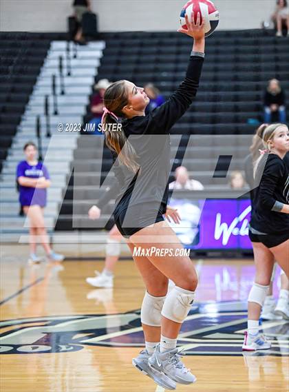 Thumbnail 3 in College Station vs Lake Creek photogallery.