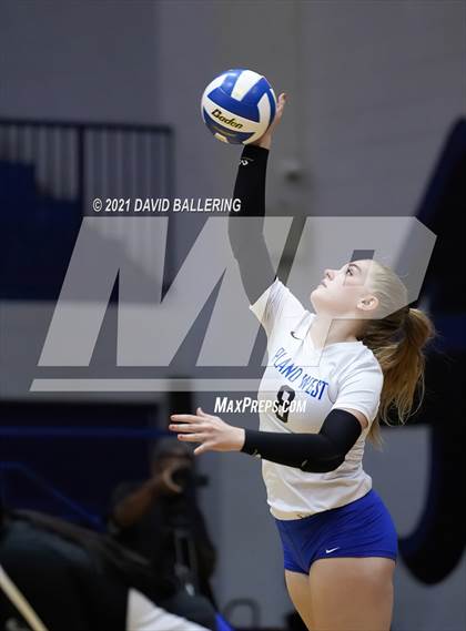 Thumbnail 1 in Marcus @ Plano West photogallery.