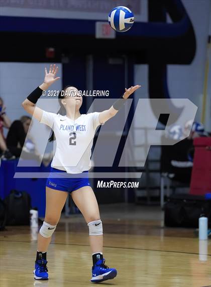Thumbnail 2 in Marcus @ Plano West photogallery.