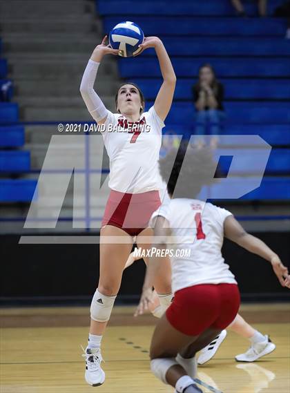 Thumbnail 3 in Marcus @ Plano West photogallery.