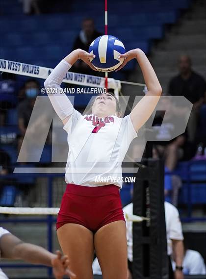 Thumbnail 2 in Marcus @ Plano West photogallery.