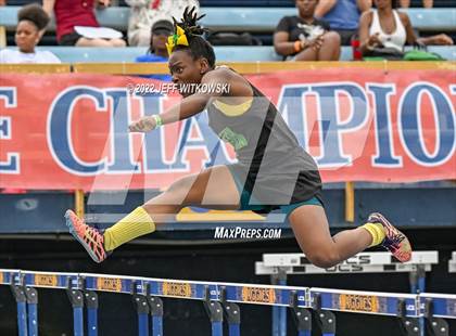 Thumbnail 1 in NCHSAA 1A/4A Track & Field Championship photogallery.