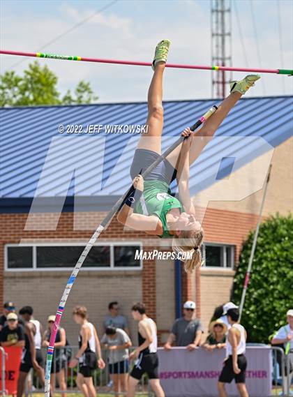 Thumbnail 2 in NCHSAA 1A/4A Track & Field Championship photogallery.