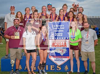 Thumbnail 3 in NCHSAA 1A/4A Track & Field Championship photogallery.