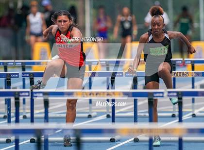 Thumbnail 3 in NCHSAA 1A/4A Track & Field Championship photogallery.