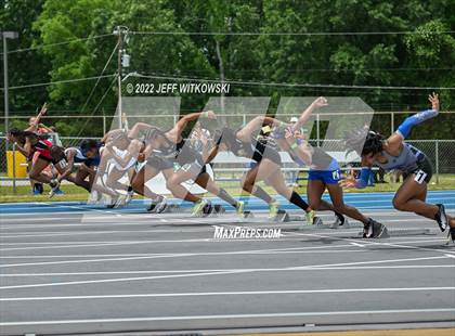 Thumbnail 3 in NCHSAA 1A/4A Track & Field Championship photogallery.