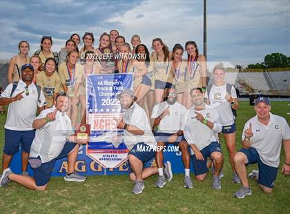 Thumbnail 1 in NCHSAA 1A/4A Track & Field Championship photogallery.