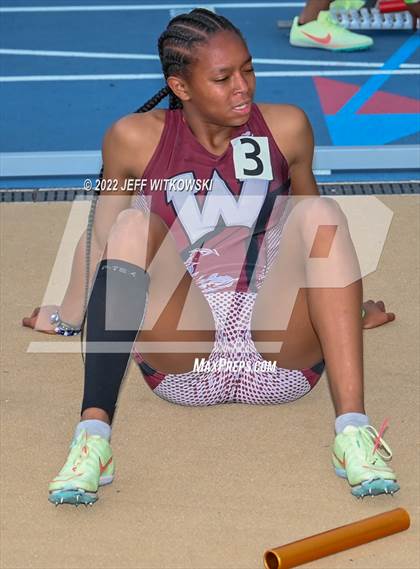 Thumbnail 3 in NCHSAA 1A/4A Track & Field Championship photogallery.