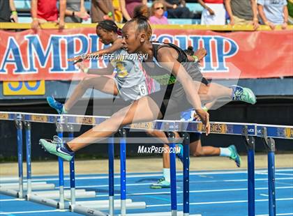 Thumbnail 3 in NCHSAA 1A/4A Track & Field Championship photogallery.