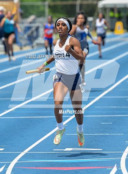 Thumbnail 2 in NCHSAA 1A/4A Track & Field Championship photogallery.