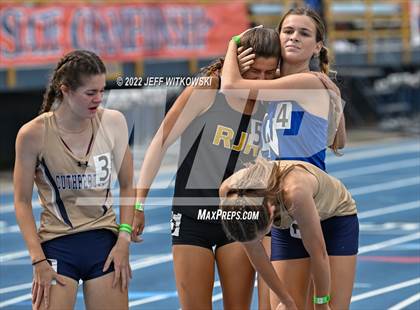 Thumbnail 2 in NCHSAA 1A/4A Track & Field Championship photogallery.