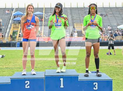 Thumbnail 1 in NCHSAA 1A/4A Track & Field Championship photogallery.