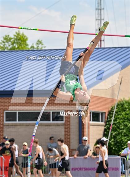 Thumbnail 1 in NCHSAA 1A/4A Track & Field Championship photogallery.