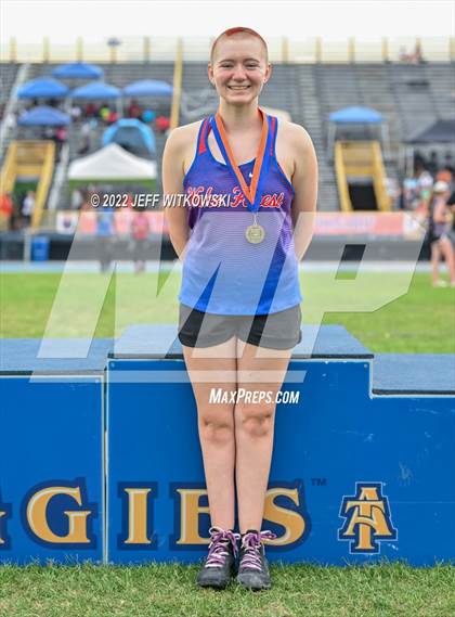 Thumbnail 1 in NCHSAA 1A/4A Track & Field Championship photogallery.