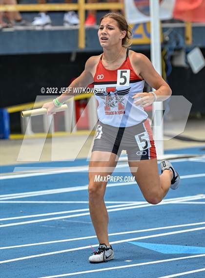 Thumbnail 3 in NCHSAA 1A/4A Track & Field Championship photogallery.