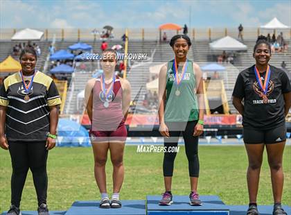 Thumbnail 1 in NCHSAA 1A/4A Track & Field Championship photogallery.