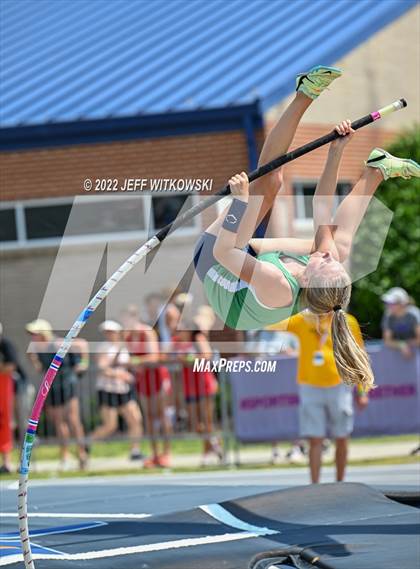 Thumbnail 1 in NCHSAA 1A/4A Track & Field Championship photogallery.