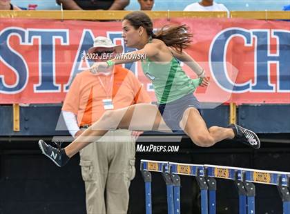 Thumbnail 3 in NCHSAA 1A/4A Track & Field Championship photogallery.