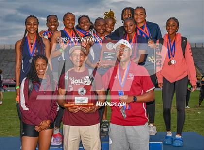 Thumbnail 3 in NCHSAA 1A/4A Track & Field Championship photogallery.