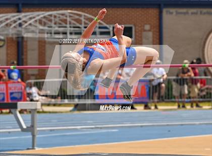 Thumbnail 2 in NCHSAA 1A/4A Track & Field Championship photogallery.