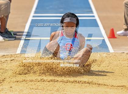 Thumbnail 3 in NCHSAA 1A/4A Track & Field Championship photogallery.