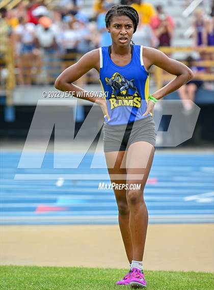 Thumbnail 3 in NCHSAA 1A/4A Track & Field Championship photogallery.