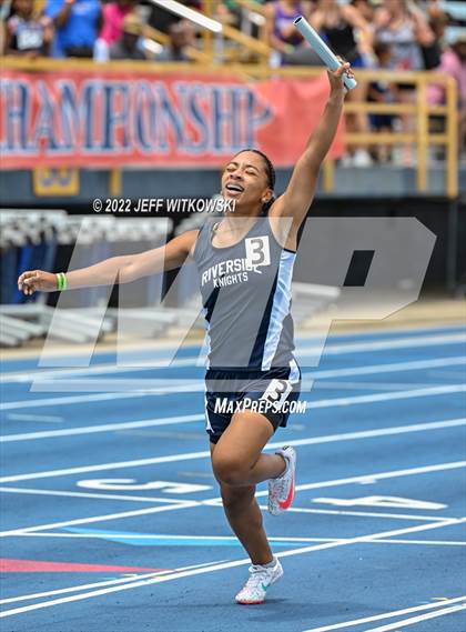 Thumbnail 1 in NCHSAA 1A/4A Track & Field Championship photogallery.