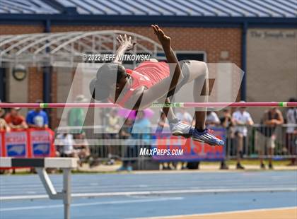 Thumbnail 1 in NCHSAA 1A/4A Track & Field Championship photogallery.