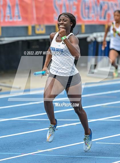 Thumbnail 1 in NCHSAA 1A/4A Track & Field Championship photogallery.
