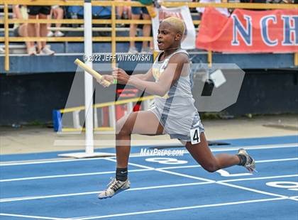 Thumbnail 3 in NCHSAA 1A/4A Track & Field Championship photogallery.