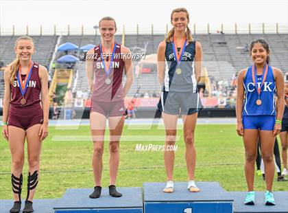 Thumbnail 2 in NCHSAA 1A/4A Track & Field Championship photogallery.