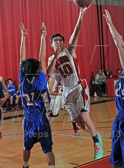 Thumbnail 2 in Sierra Vista vs. Los Altos (Sierra Vista Dons Classic) photogallery.