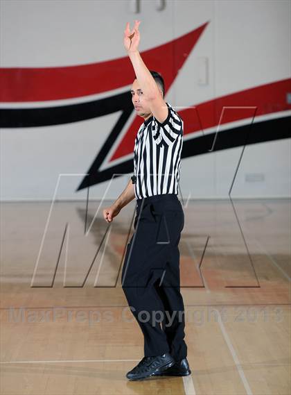 Thumbnail 3 in Sierra Vista vs. Los Altos (Sierra Vista Dons Classic) photogallery.