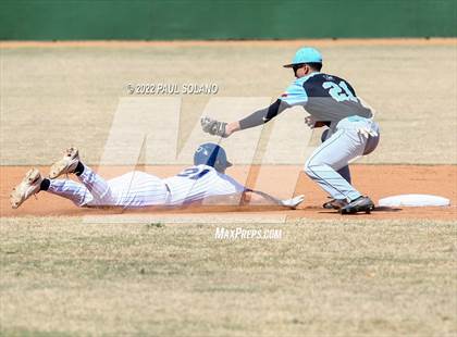 Thumbnail 1 in Harlan@ Central Catholic photogallery.