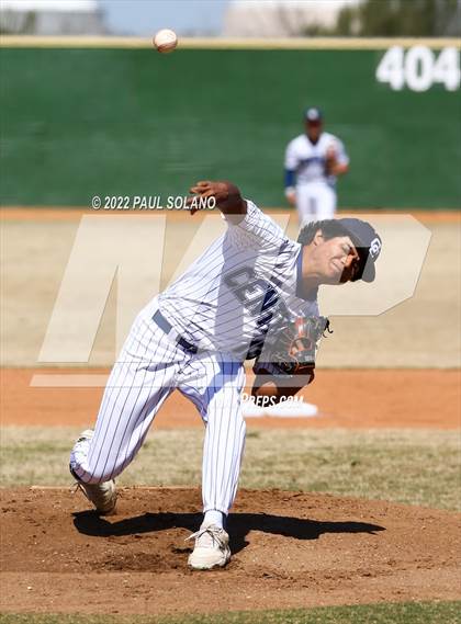 Thumbnail 1 in Harlan@ Central Catholic photogallery.