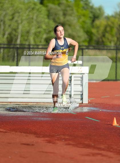 Thumbnail 3 in NYSPHSAA Section 3 State Qualifier photogallery.