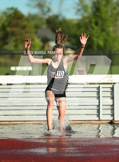 Thumbnail 1 in NYSPHSAA Section 3 State Qualifier photogallery.