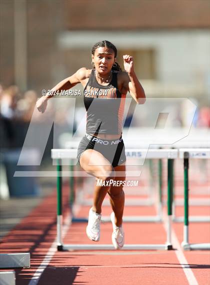Thumbnail 2 in NYSPHSAA Section 3 State Qualifier photogallery.