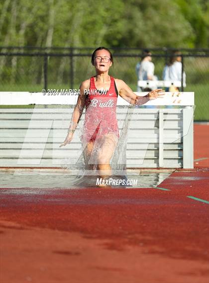 Thumbnail 2 in NYSPHSAA Section 3 State Qualifier photogallery.