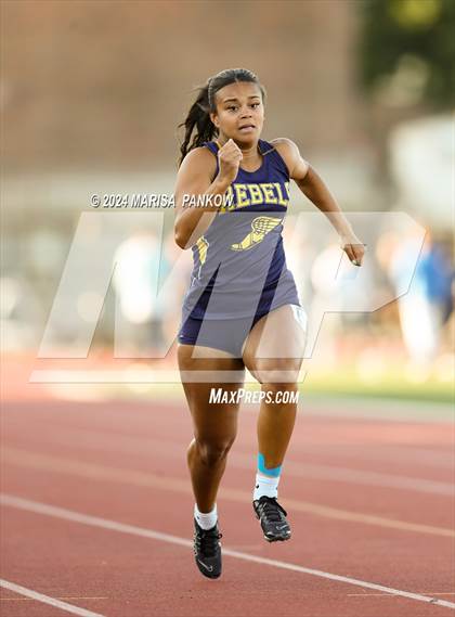 Thumbnail 2 in NYSPHSAA Section 3 State Qualifier photogallery.