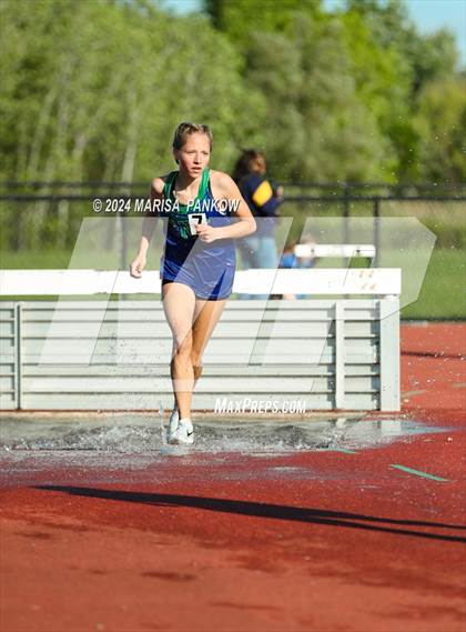 Thumbnail 2 in NYSPHSAA Section 3 State Qualifier photogallery.