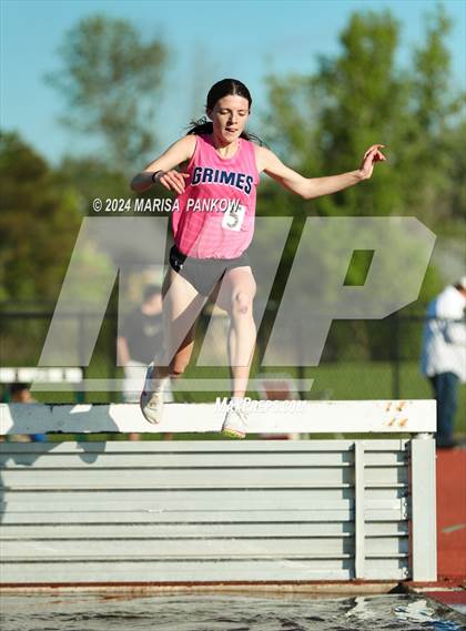 Thumbnail 3 in NYSPHSAA Section 3 State Qualifier photogallery.