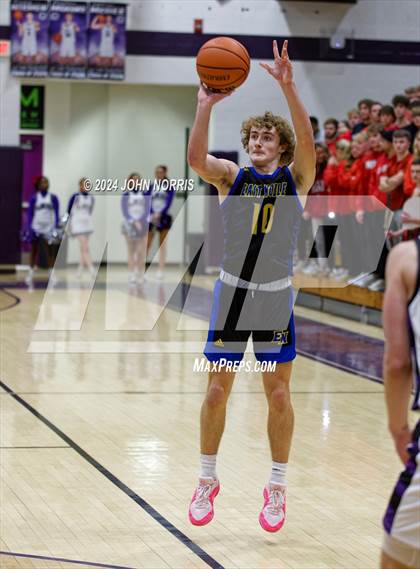 Thumbnail 2 in East Noble @ Leo photogallery.
