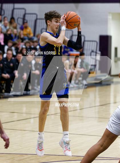 Thumbnail 2 in East Noble @ Leo photogallery.