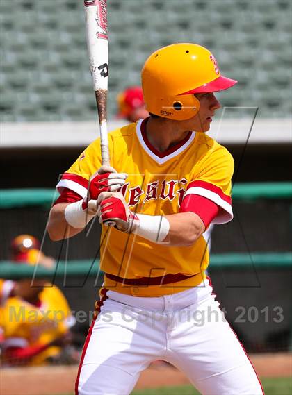 Thumbnail 3 in Lincoln vs. Jesuit (Banner Island Classic) photogallery.