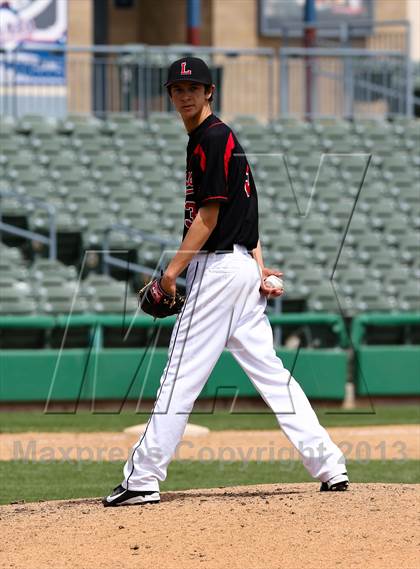Thumbnail 2 in Lincoln vs. Jesuit (Banner Island Classic) photogallery.