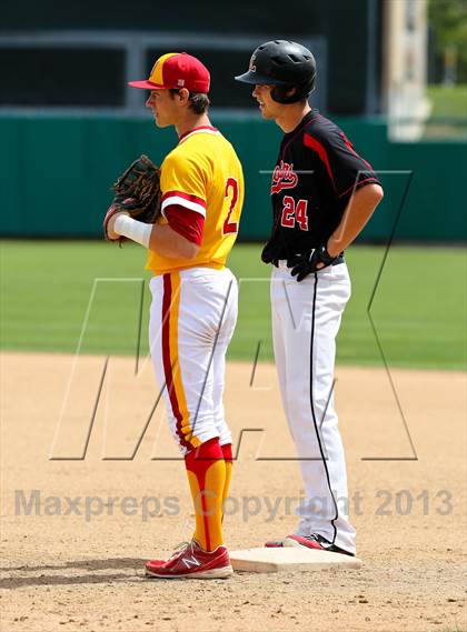 Thumbnail 2 in Lincoln vs. Jesuit (Banner Island Classic) photogallery.
